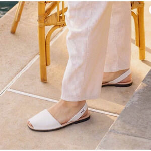 Avarca Pons Menorca Handmade in Spain leather Slingback open toe in White Size 7